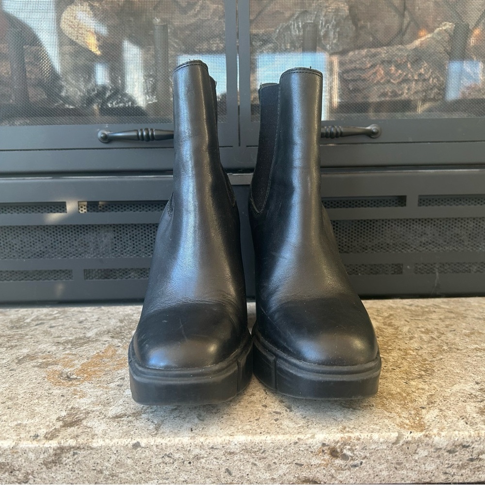 Steve Madden - (HTF) Revised Leather Platform Boots - Picture 3 of 7